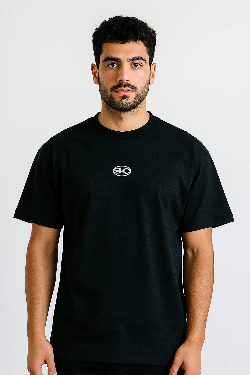 CAMISETA HOMBRE OVERSIZE NEGRA